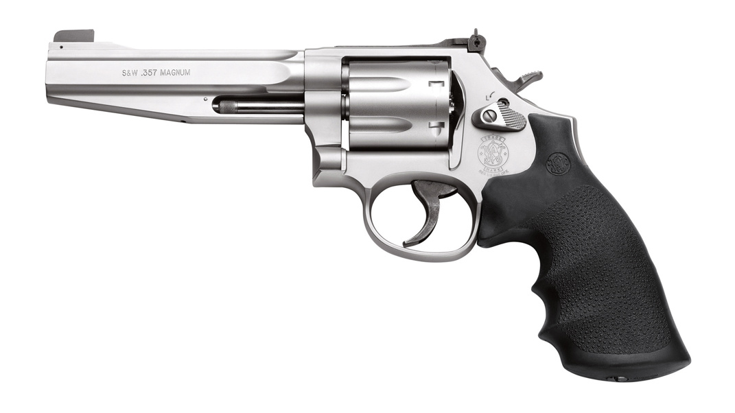 SMITH & WESSON Revolver 'Pro Series' Mod. 686 w/Full Moon Clips 5' .357Mg.